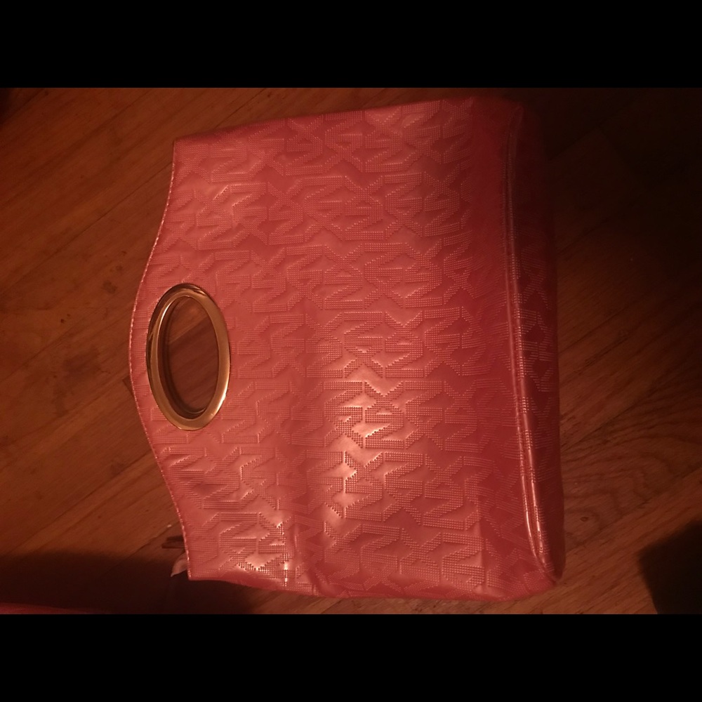 Various Items - Picture 8 of 8